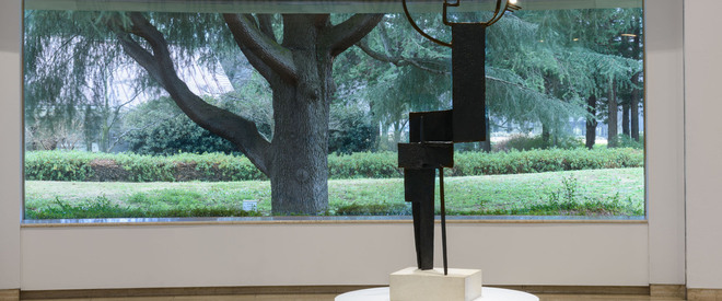 Fabrio Plessi:Opus Video Sculpture/ビデオ彫刻 スペインの彫刻家フリオ・ゴンサレス | 世田谷美術館 SETAGAYA ART MUSEUM