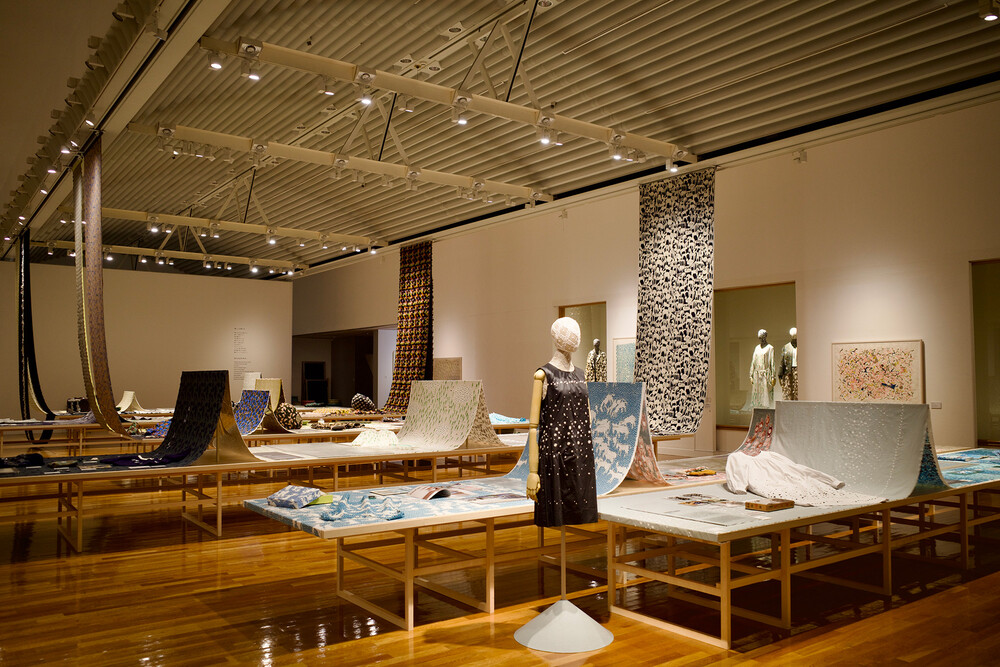 つぐ minä perhonen | 世田谷美術館 SETAGAYA ART MUSEUM